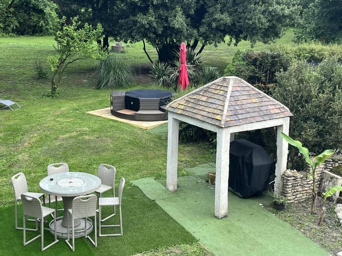 Gite La Plume Amboise Exteriör bild